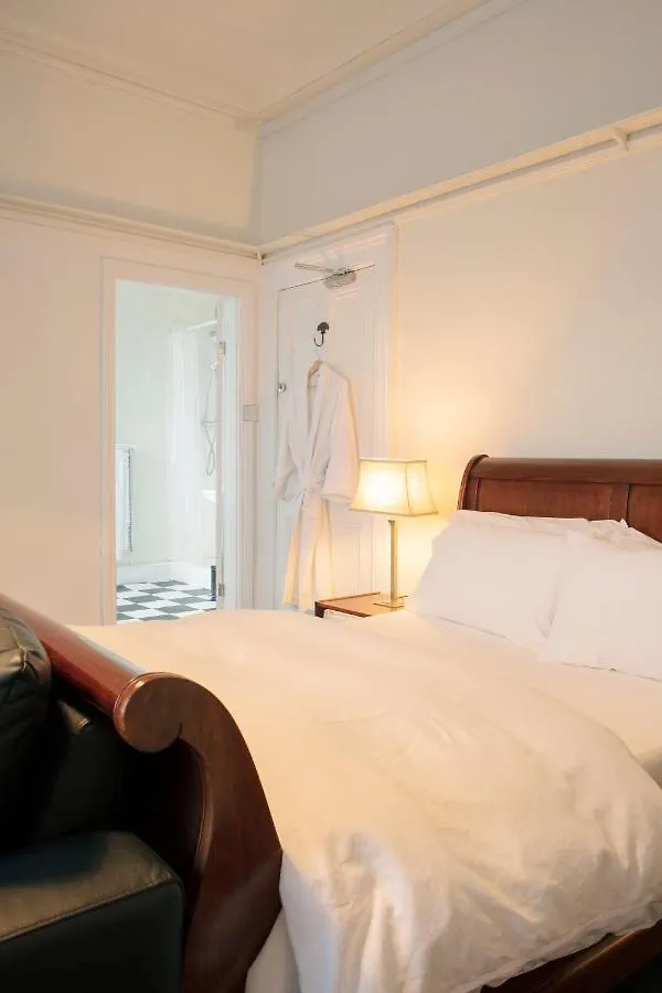 Bed & Breakfast Square Tree House Hotel Liverpool