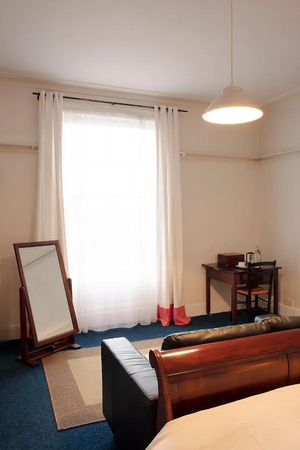 Bed and breakfast Square Tree House Hotel Liverpool